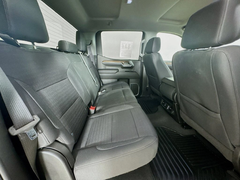 2023 Chevrolet Silverado 1500 LT - Photo 33