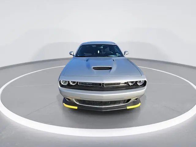 2023 Dodge Challenger GT photo 3