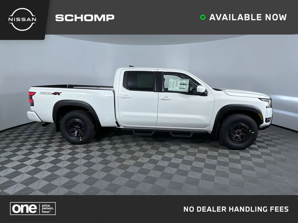 2026 Nissan Frontier PRO-4X's photo