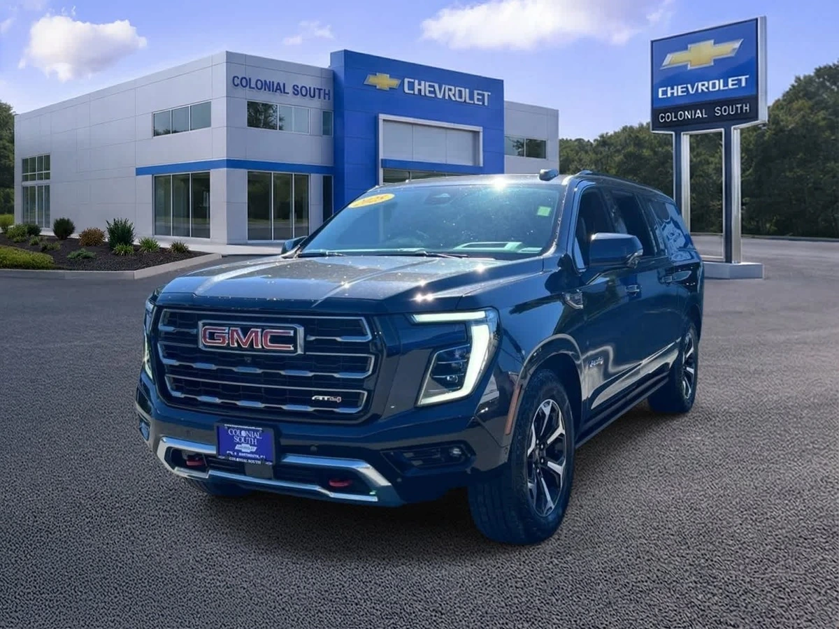 2025 GMC Yukon XL AT4