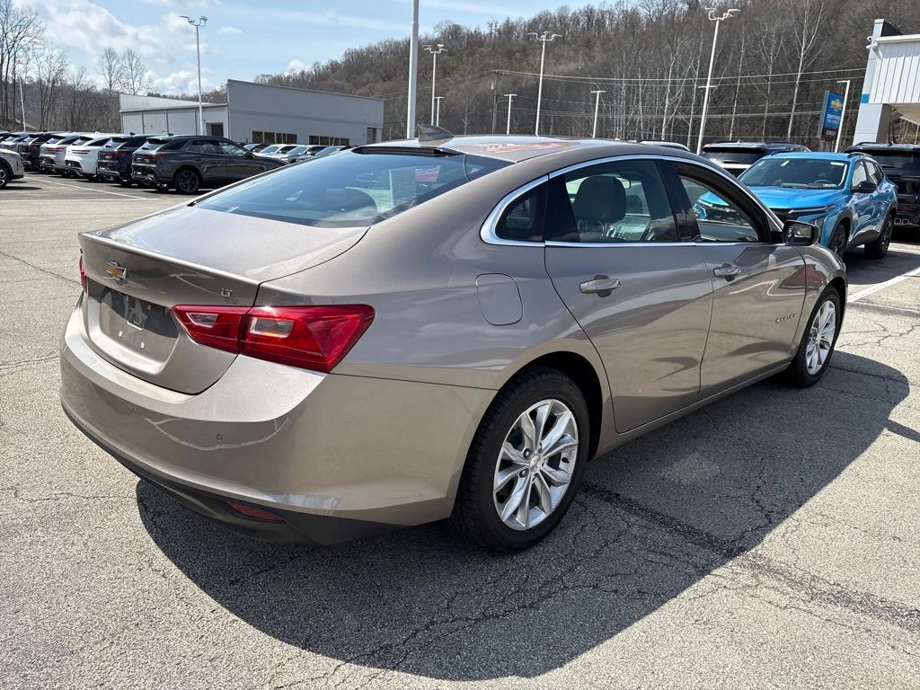 2024 Chevrolet Malibu 1LT - Photo 6