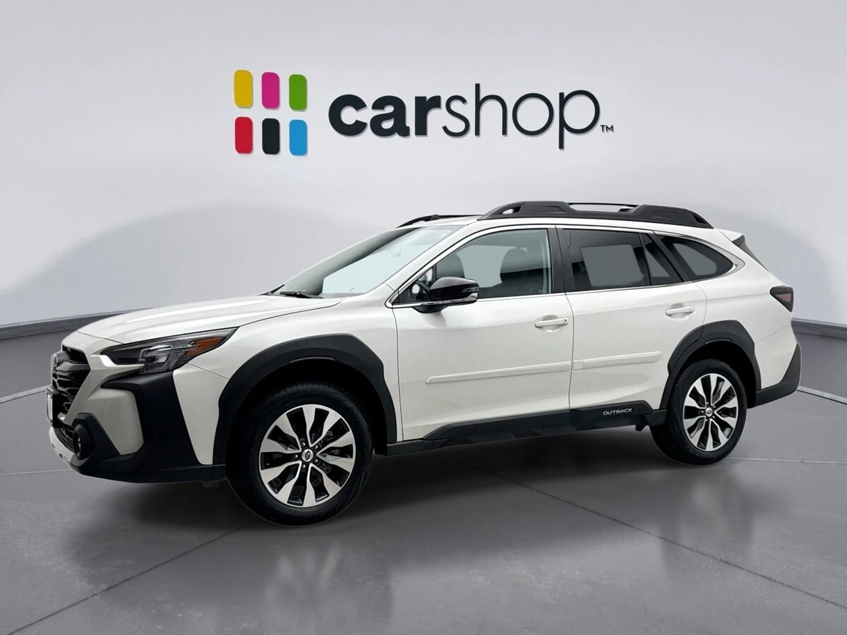 2025 Subaru Outback Limited's photo