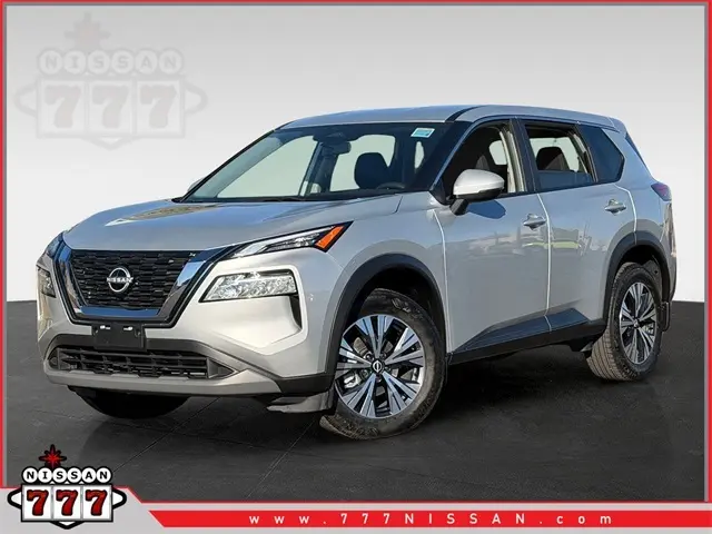 2023 Nissan Rogue SV's photo