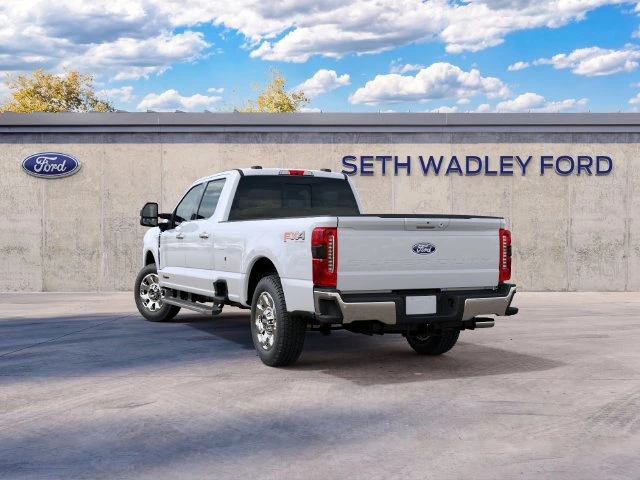 2027 Ford — photo 4