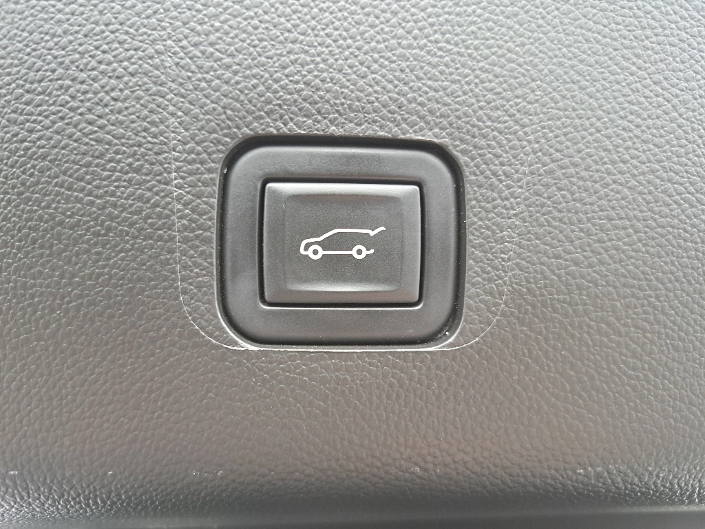 2023 Chevrolet Traverse 1LT - Photo 15