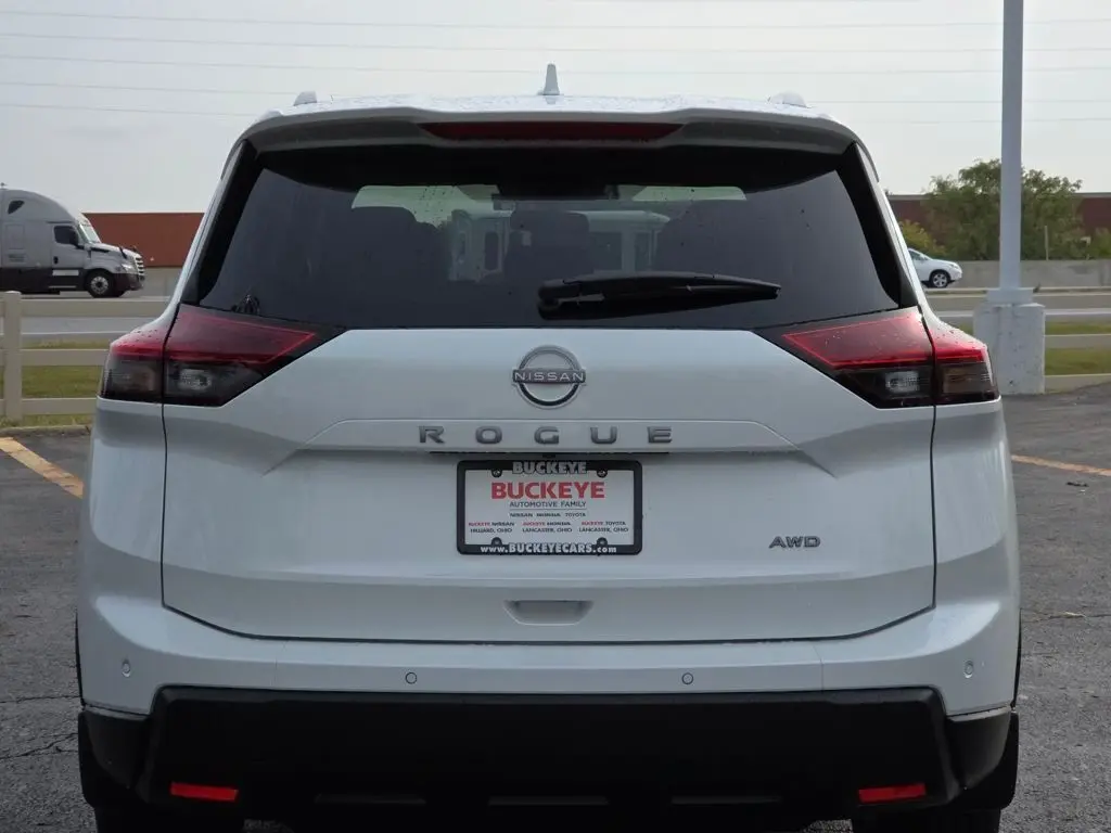 2026 Nissan Rogue SV photo 23