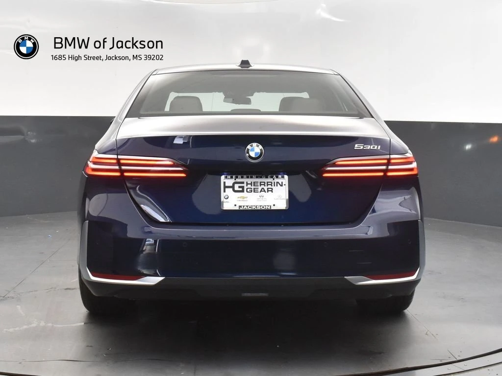 2026 BMW 5 Series 530i - Photo 6