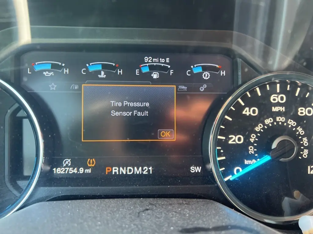 2016 Ford F-150 Lariat photo 20