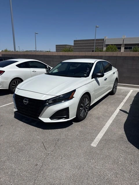 2024 Nissan Altima SV