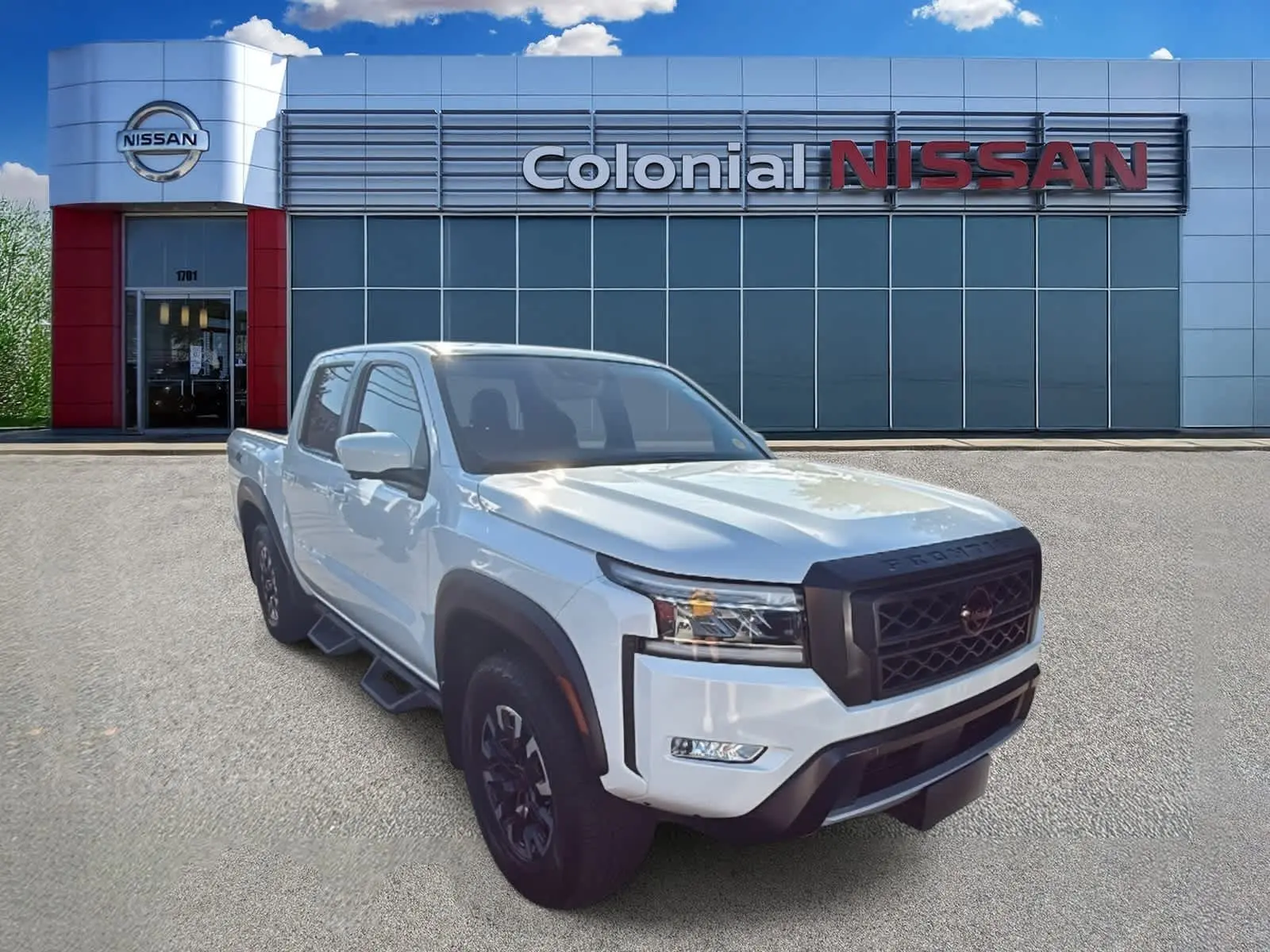 2023 Nissan Frontier PRO-4X photo 4