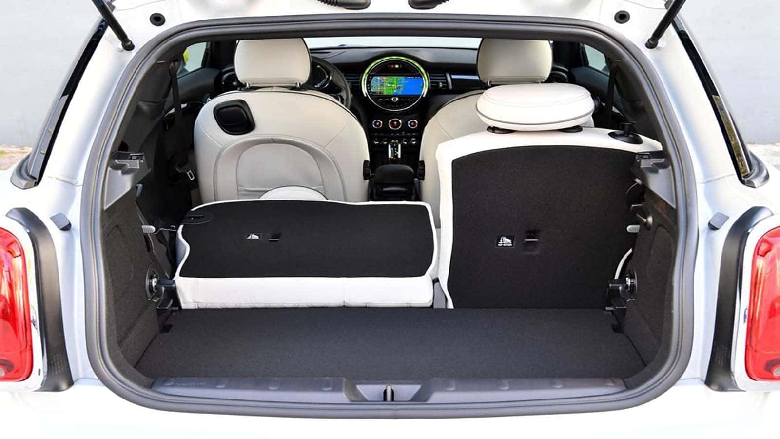 Mini Cooper SE Luxury Electric Vehicle