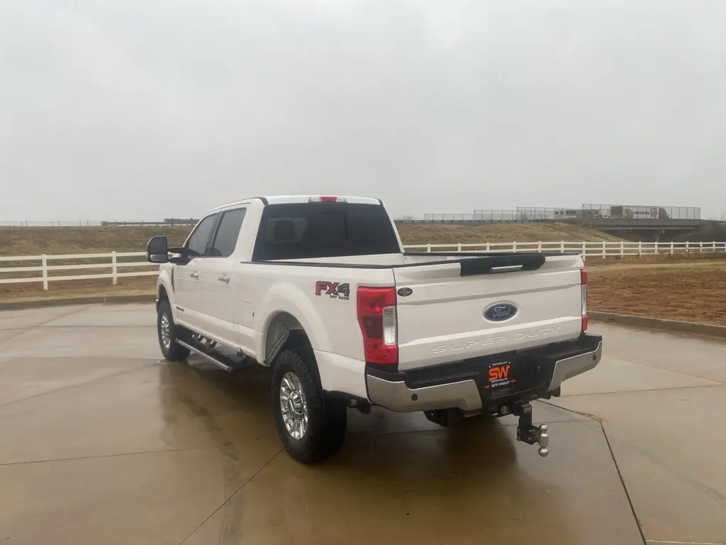 2018 Ford F-250 photo 3