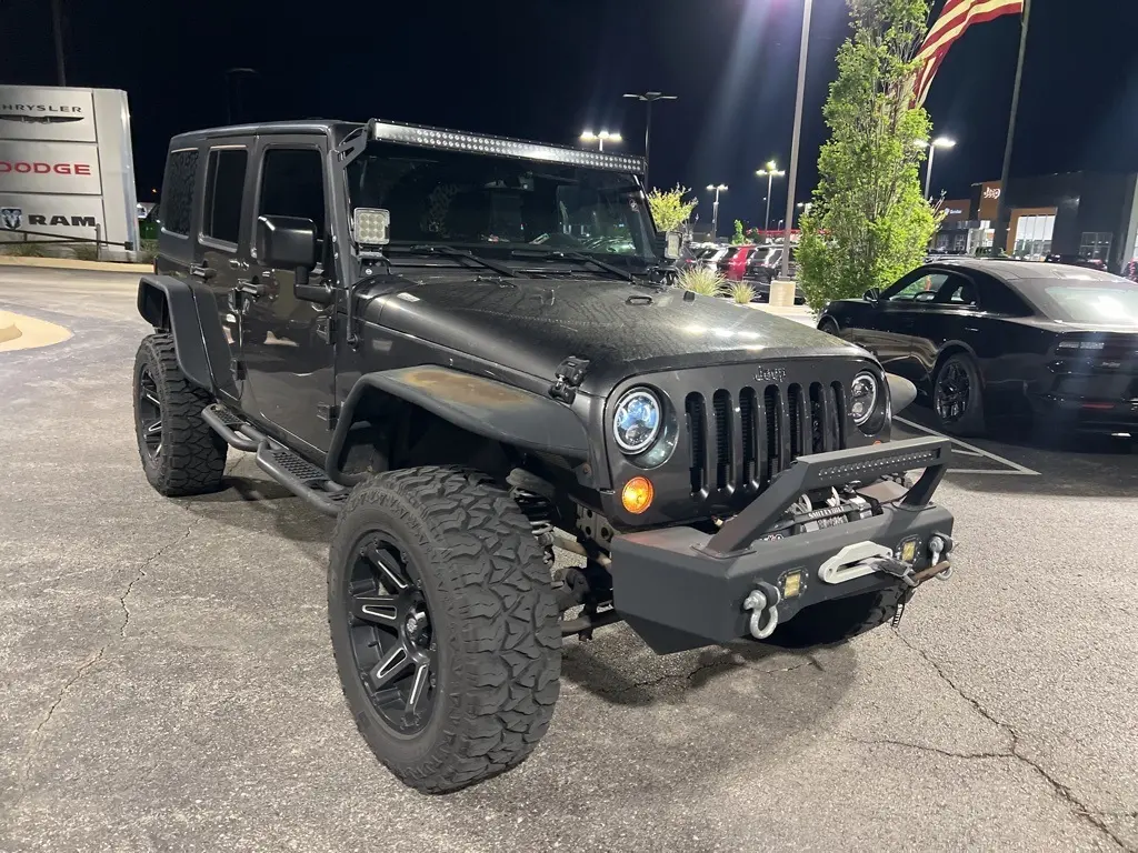 Used 2017 Jeep Wrangler Unlimited Sport S with VIN 1C4BJWDG4HL553857 for sale in Owasso, OK