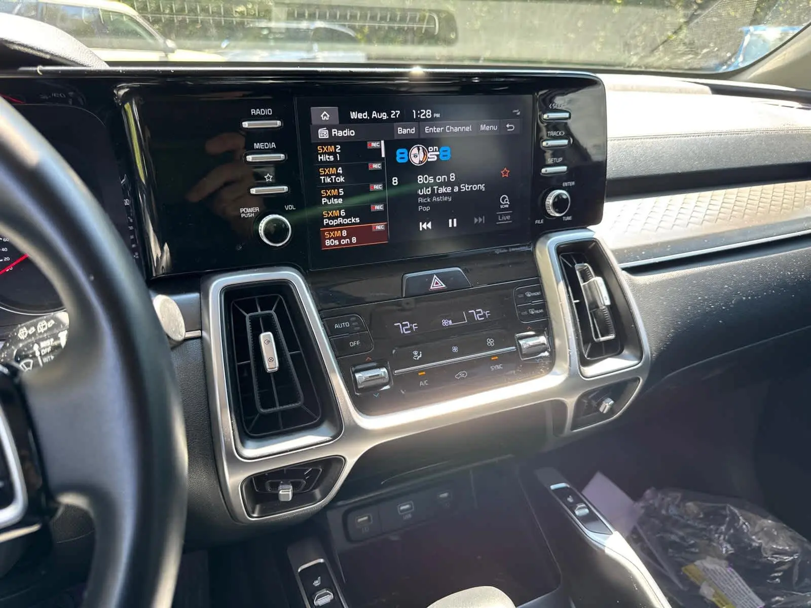 2021 Kia Sorento S photo 24