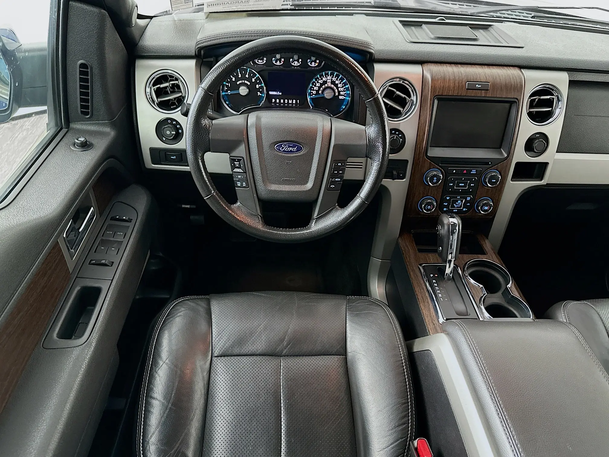 2013 Ford F-150 Lariat photo 14