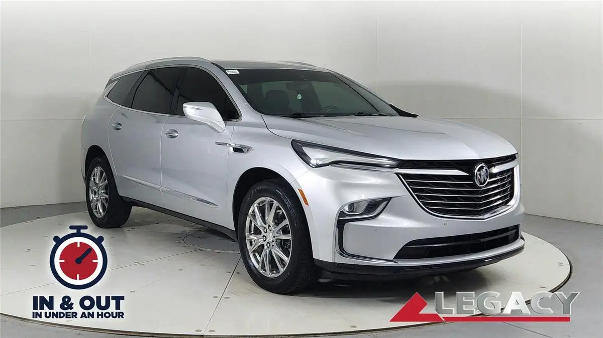 2022 Buick Enclave Premium's photo