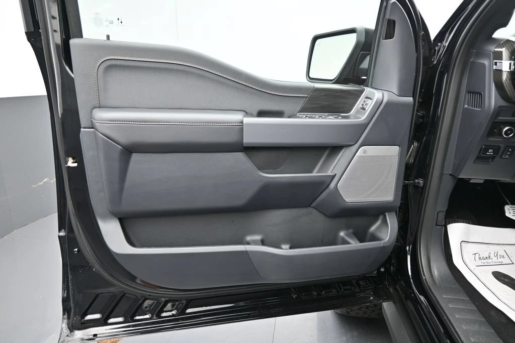 2025 Ford F-150 Lariat - Photo 11