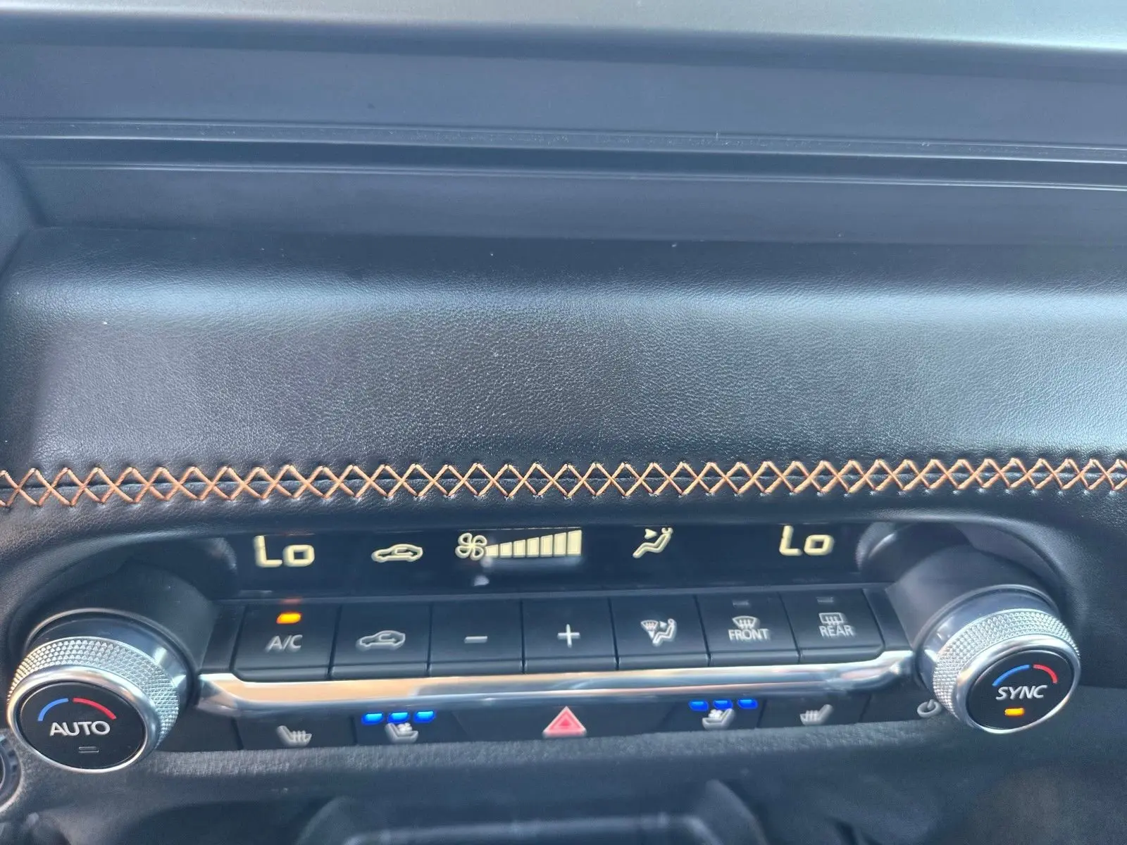 2025 Mazda CX-50 Premium Plus photo 19