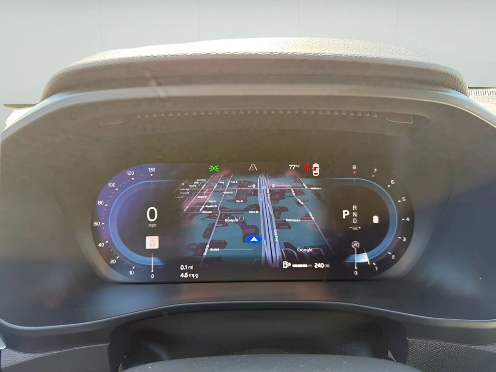 2023 Volvo - image 13