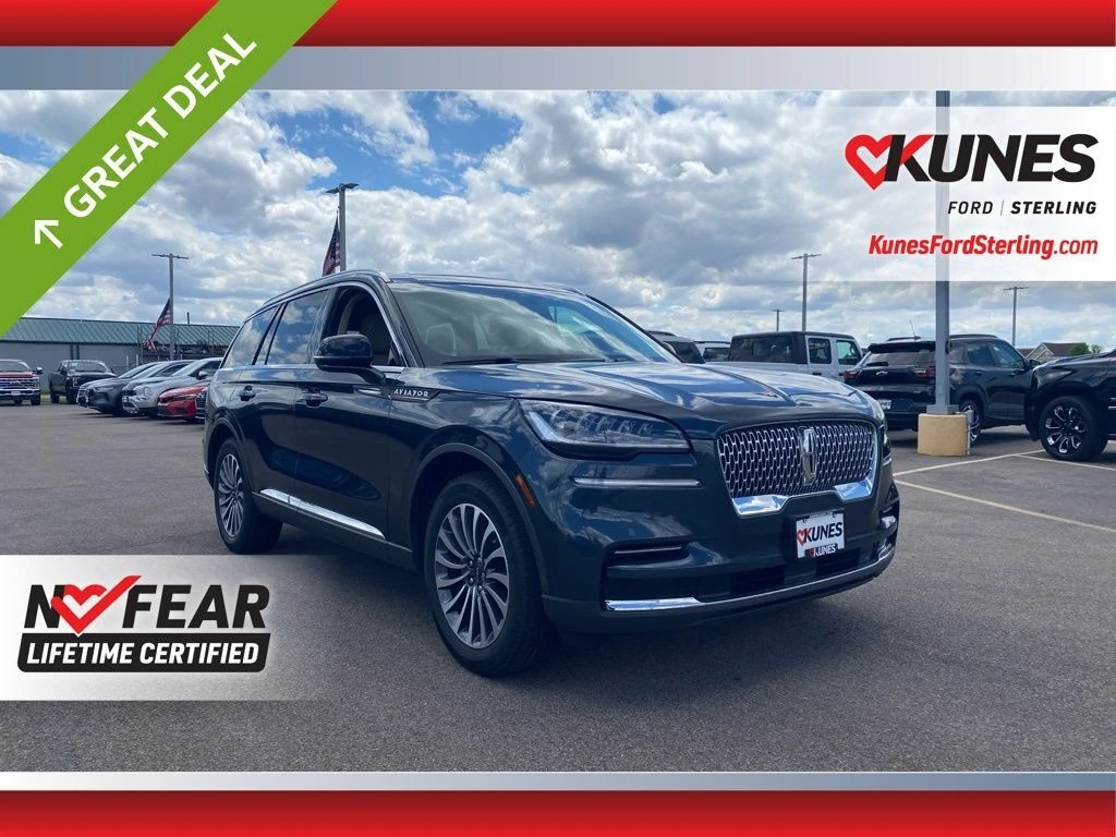 2022 Lincoln Aviator Reserve's photo