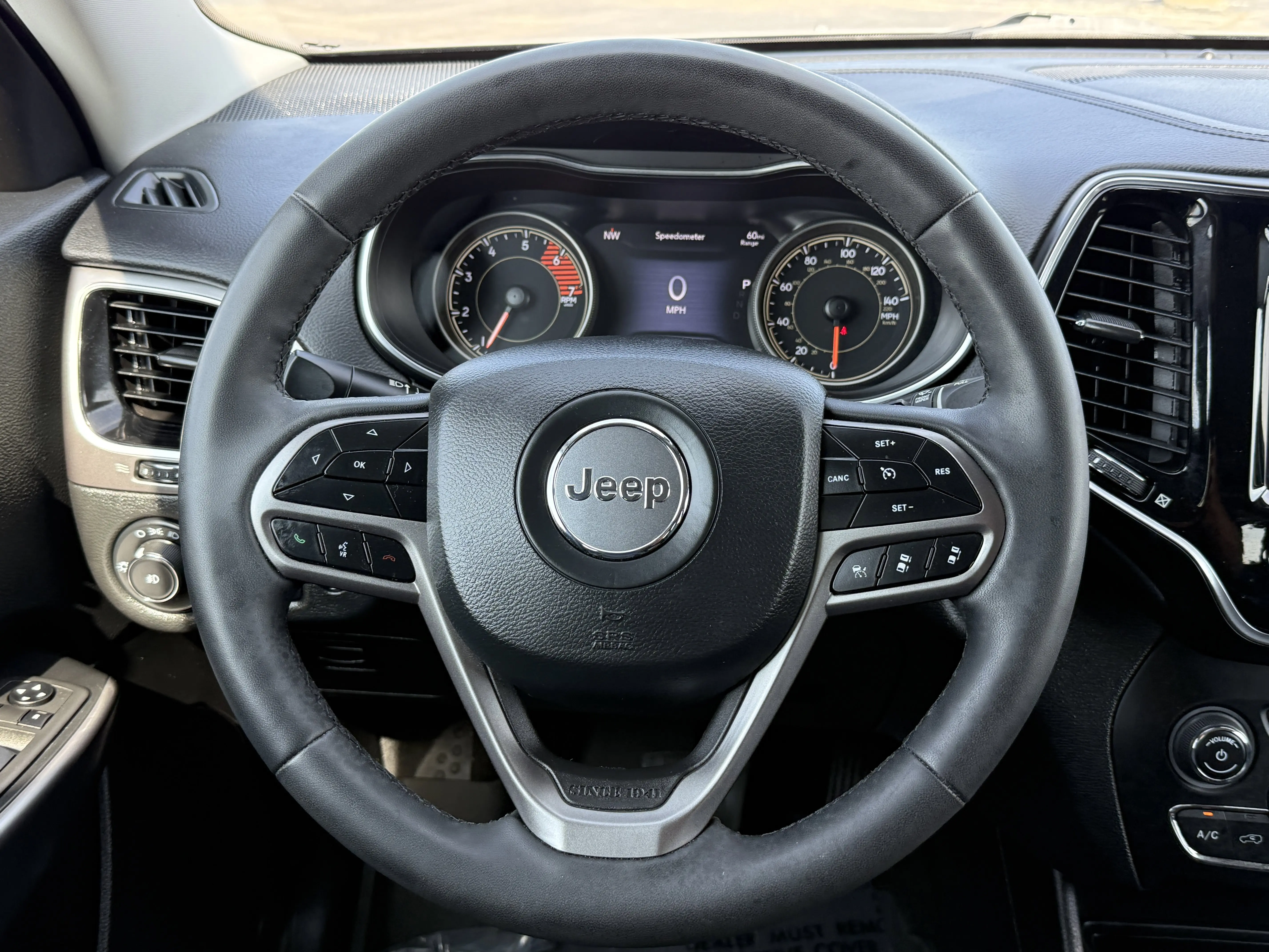 2022 Jeep Cherokee Limited photo 24