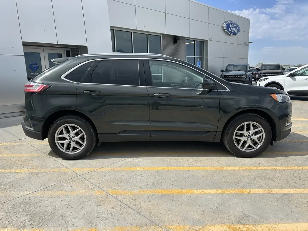 Used 2022 Ford Edge SEL with VIN 2FMPK4J92NBB16833 for sale in Clay Center, KS