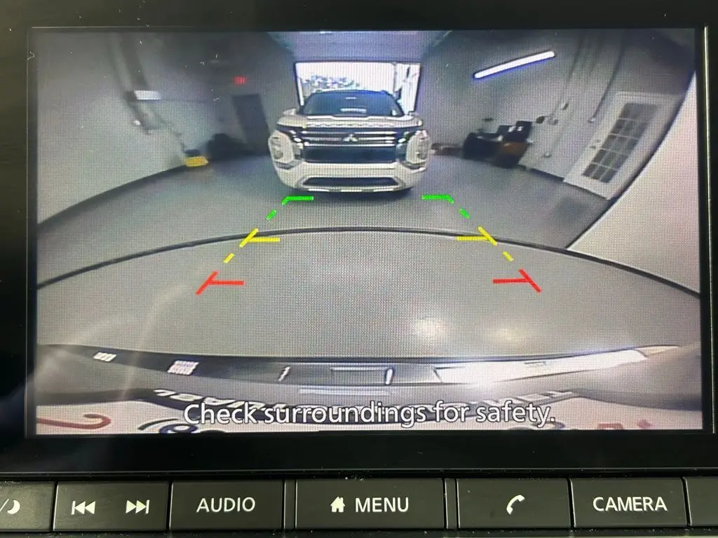 2022 Nissan Rogue SV photo 16