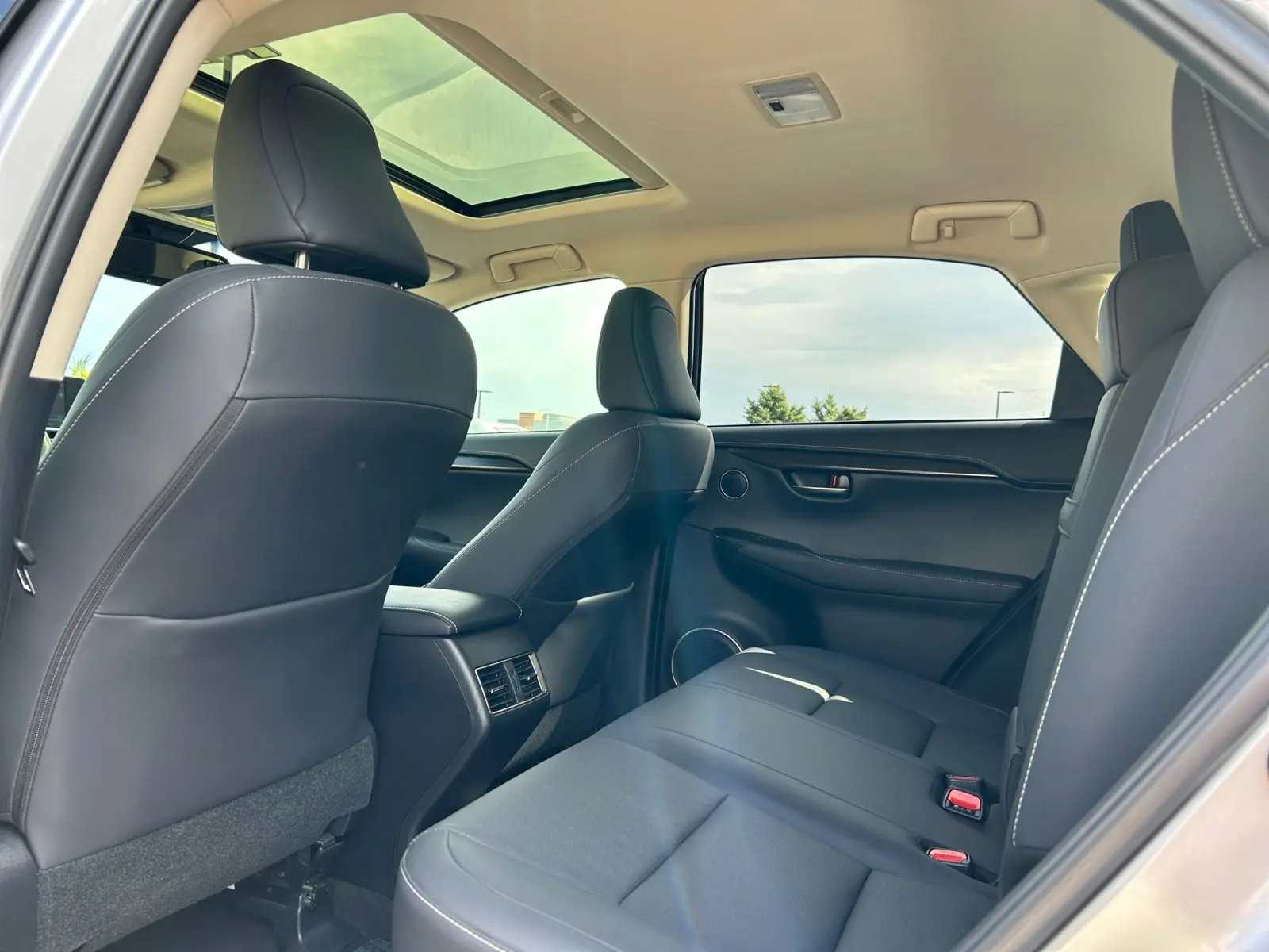 2019 Lexus NX 300 AWD photo 18