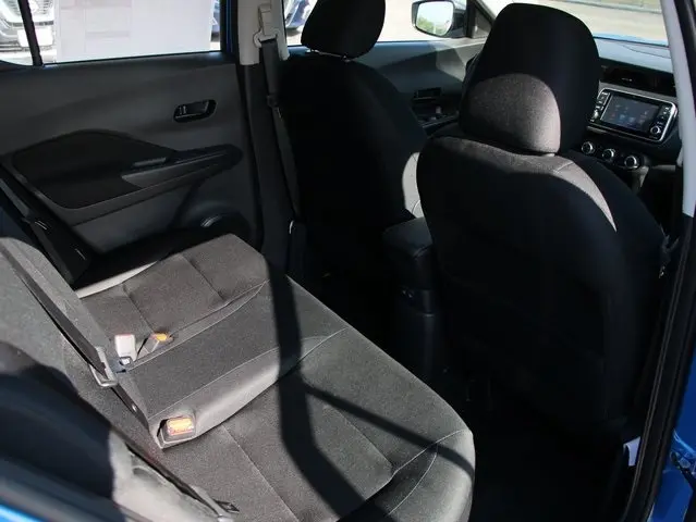 2025 Nissan Kicks Play S photo 25
