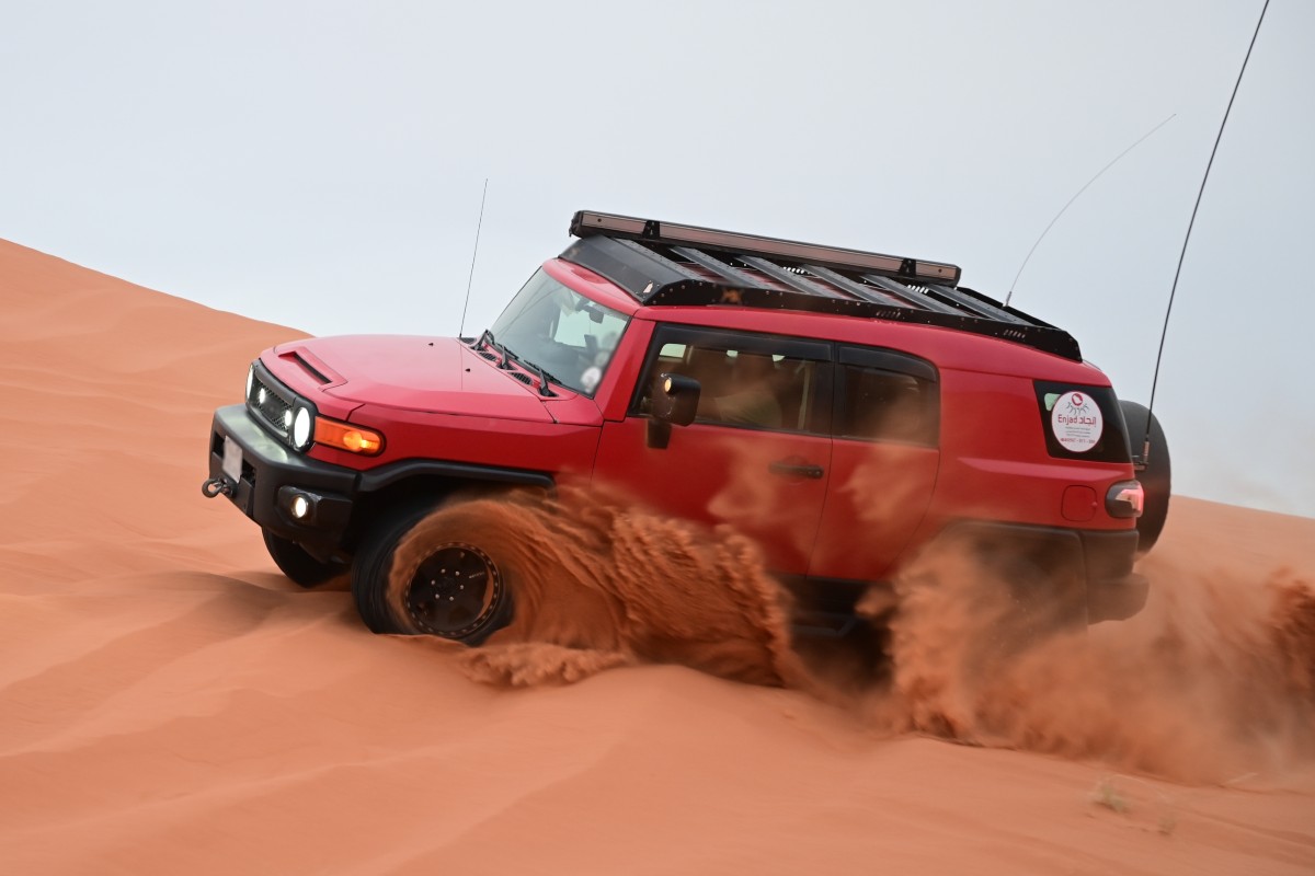 Vehicle while Sand Driving