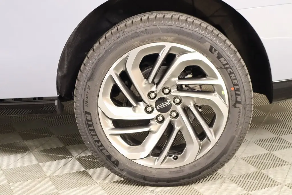 2025 Lincoln Navigator Reserve photo 17