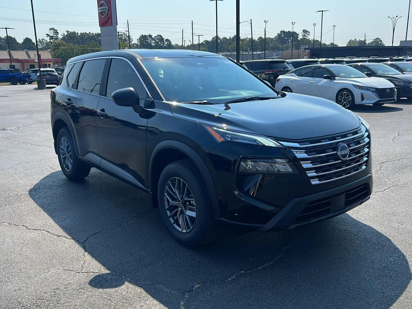 2026 Nissan Rogue S photo 2