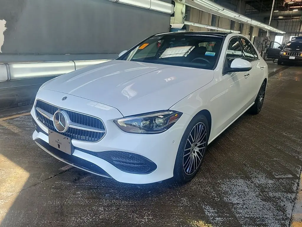 2022 Mercedes Benz C 300 photo 3