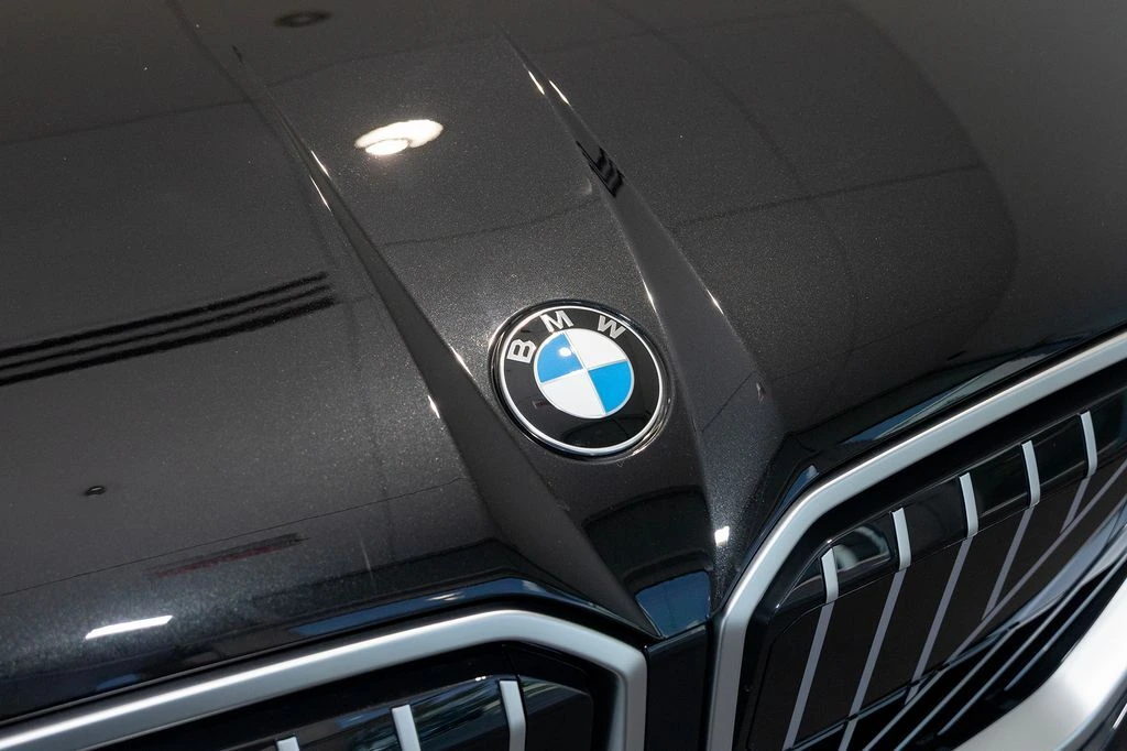 2026 BMW X3 30 - Photo 17
