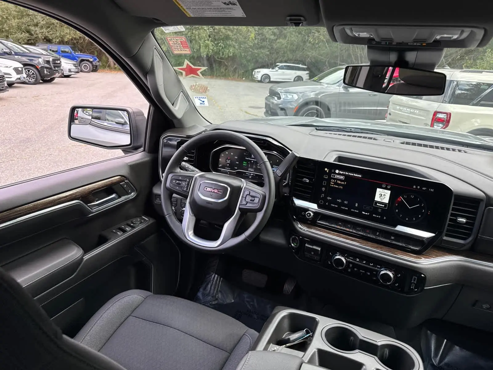 2023 Gmc Sierra 1500 Elevation photo 35