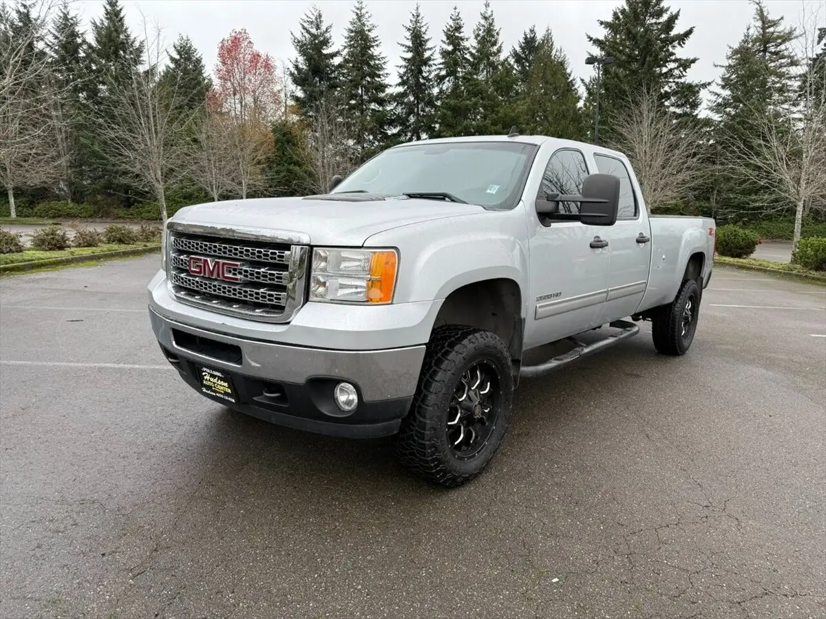 2013 GMC Sierra 2500HD SLE's photo