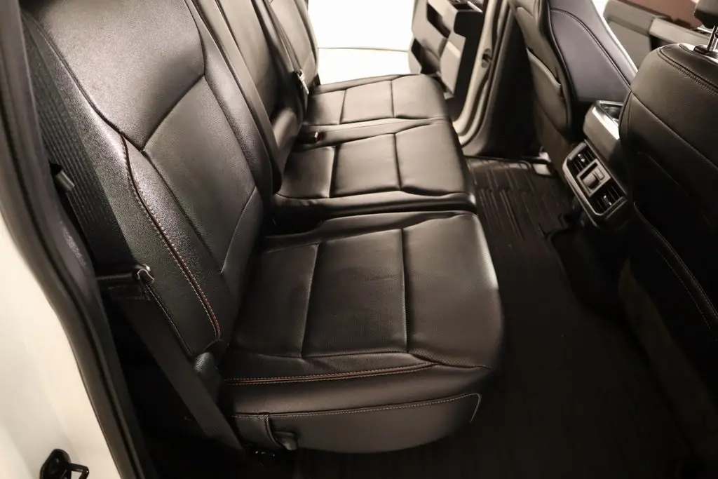 2023 Ford F-150 Lariat photo 16