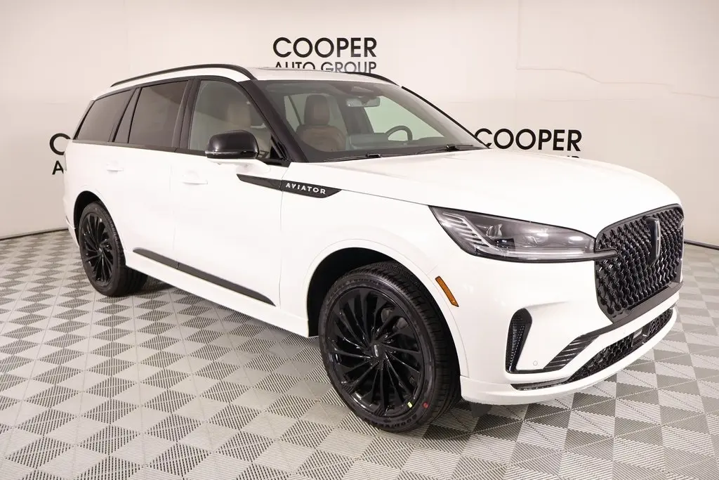 2026 Lincoln Aviator Reserve's photo