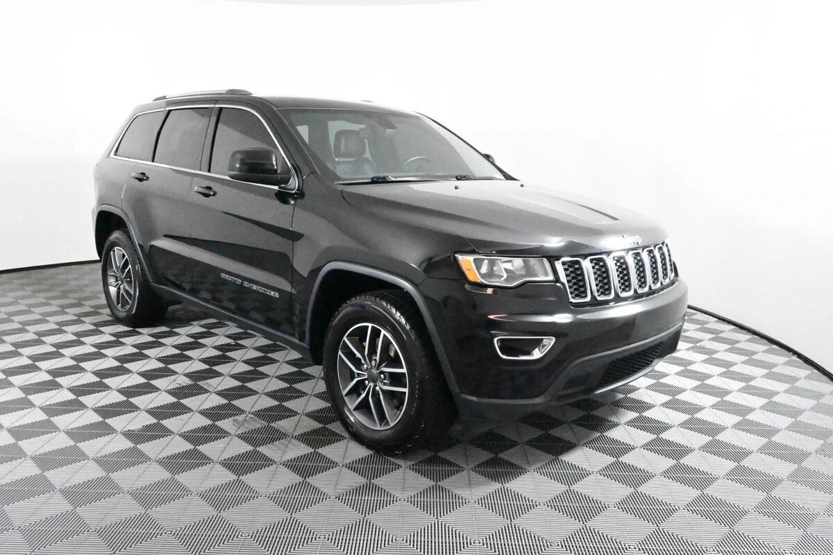 2020 Jeep Grand Cherokee Laredo E