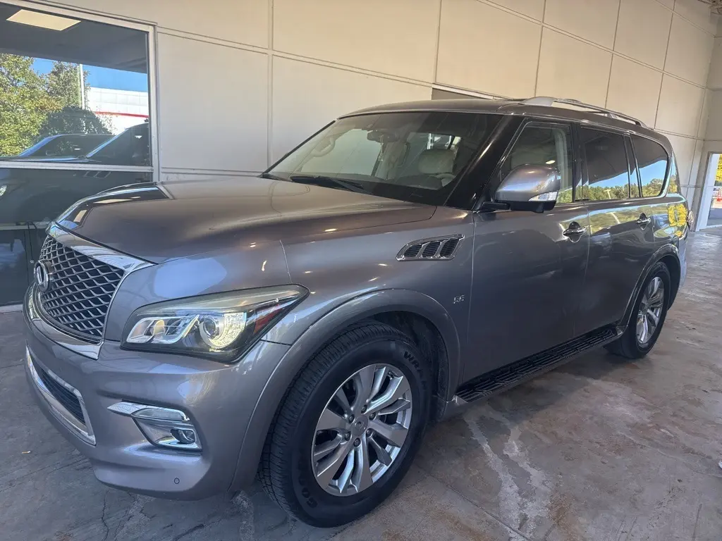 2015 INFINITI QX80 Base