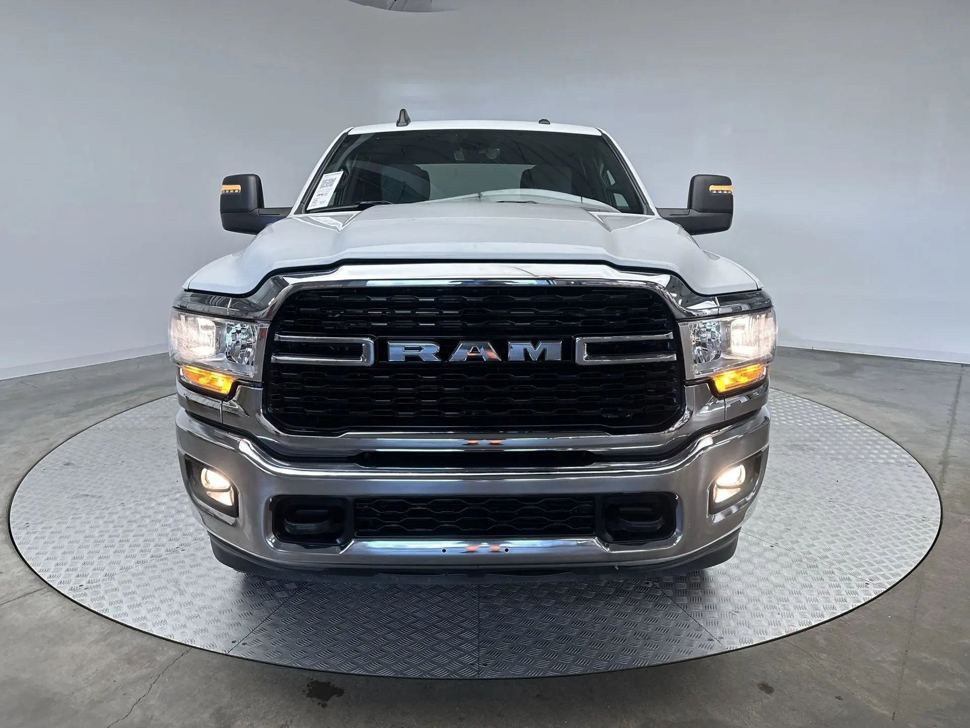 2024 Ram 2500 Big Horn photo 25