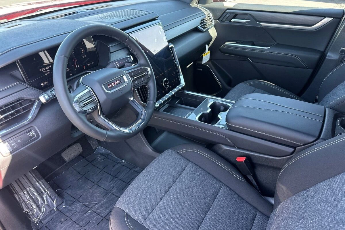 2026 GMC Acadia Elevation - Photo 11