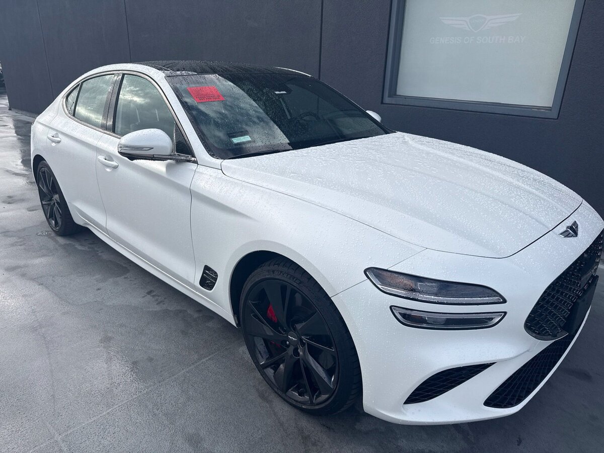 2023 Genesis G70 3.3T RWD