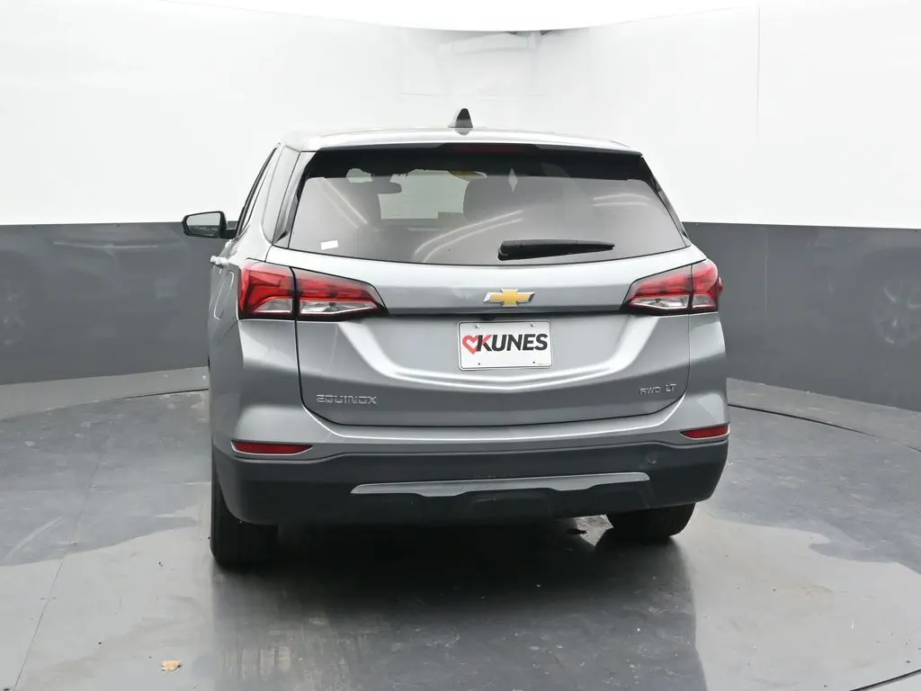 2023 Chevrolet Equinox LT photo 5