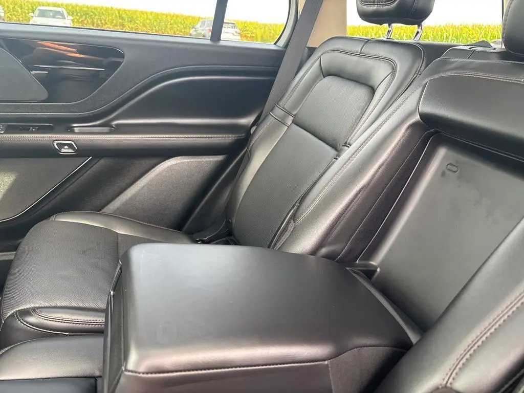 2023 Lincoln Aviator Reserve photo 31