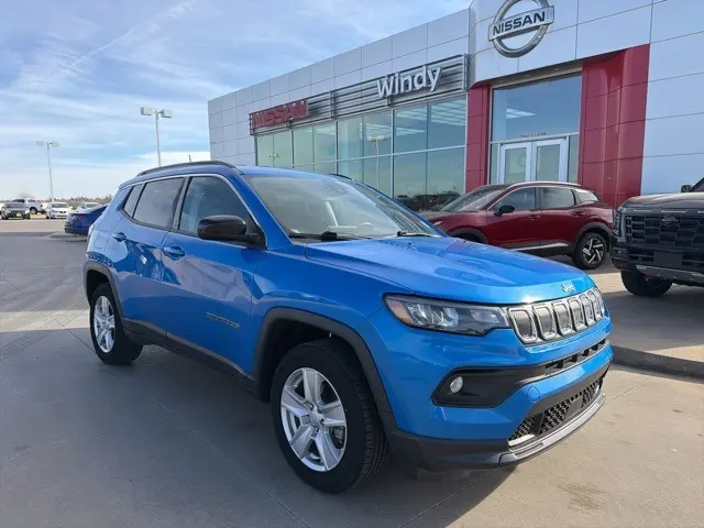 2022 Jeep Compass Latitude's photo