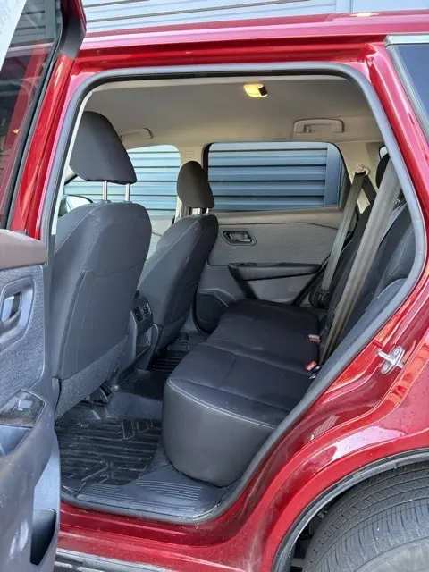 2023 Nissan Rogue S photo 6