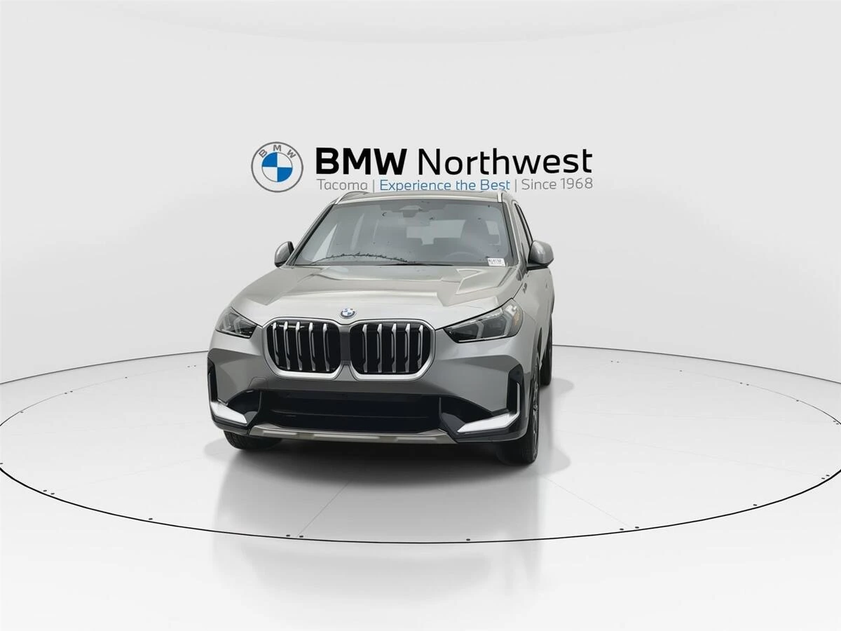 2025 BMW X1 28i - Photo 8