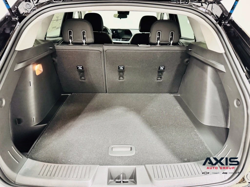 2026 Chevrolet Trax LS - Photo 17