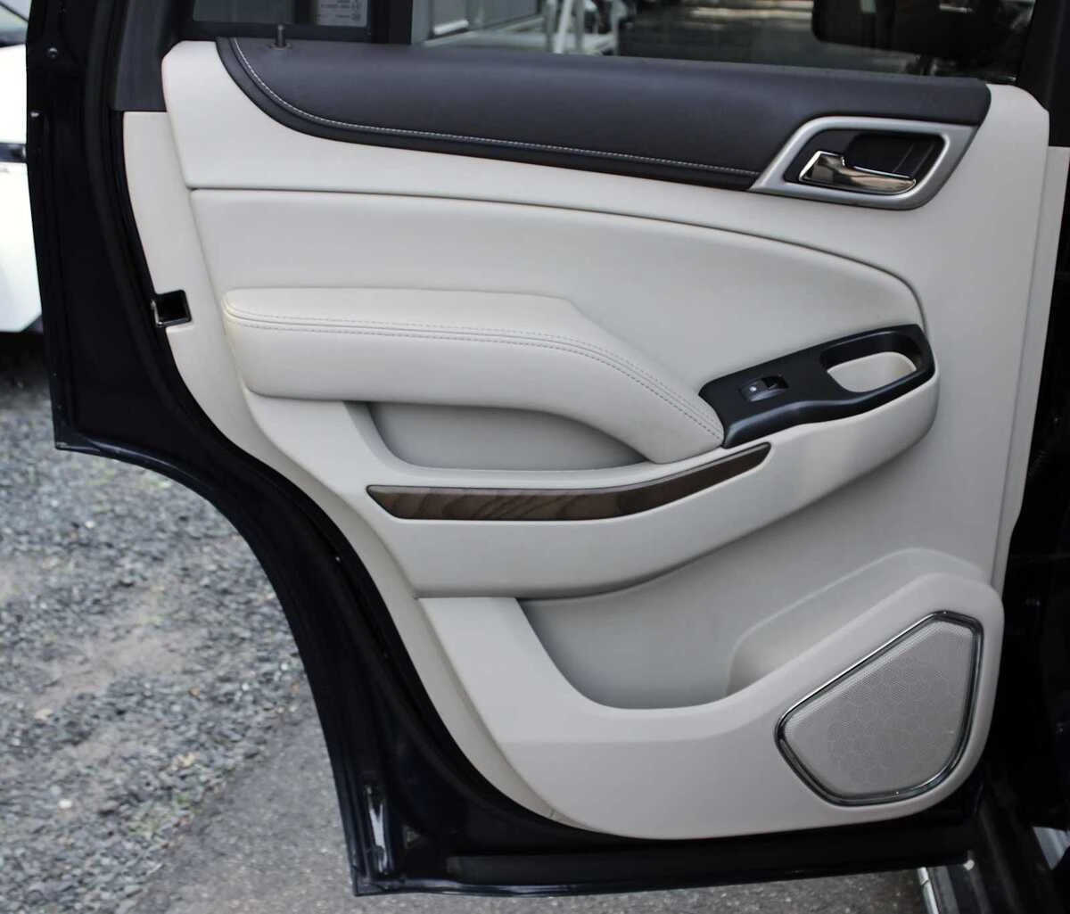 2020 GMC Yukon Denali - Photo 16